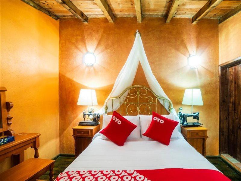 Oyo Hotel El Mineral, Tlalpujahua de Rayón Exteriör bild
