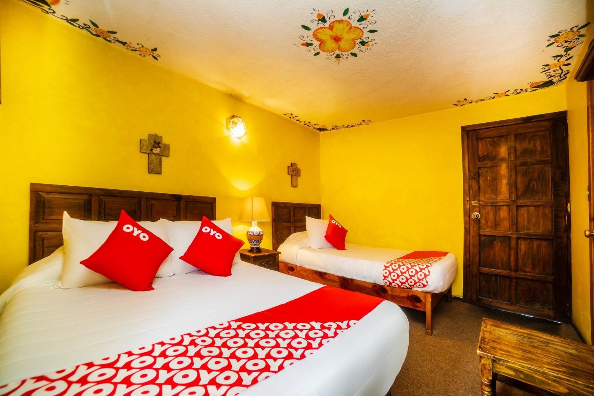 Oyo Hotel El Mineral, Tlalpujahua de Rayón Exteriör bild